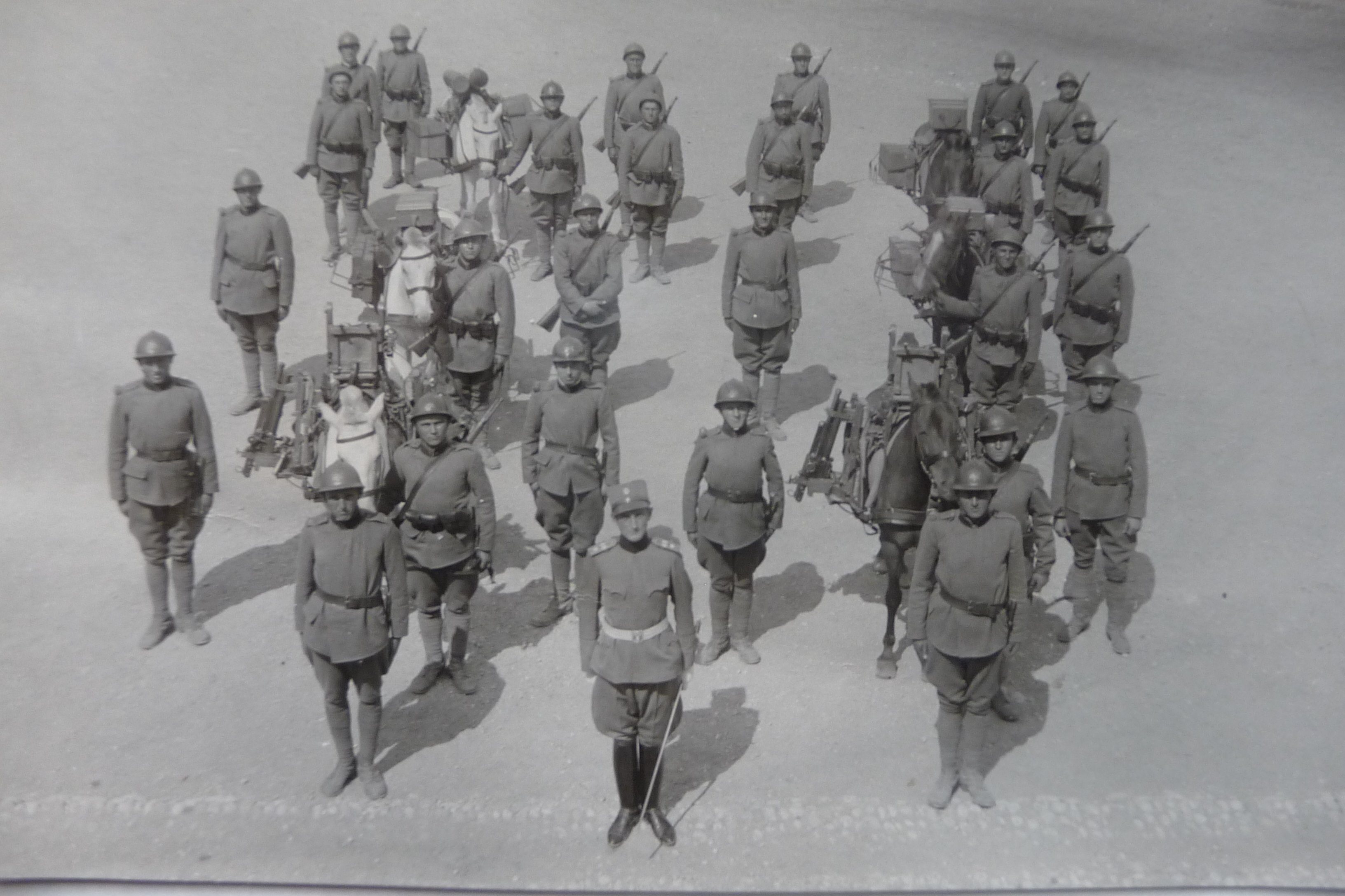 SLIKA 2: Norbert von Wurzbach, poveljnik
              samostojnega kolesarskega bataljona v Nišu, leta 1939 