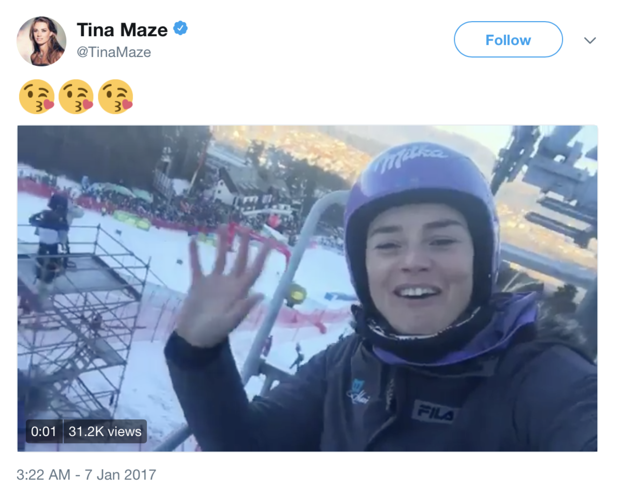 Figures 3 and 4: The most liked (left) and the most retweeted (right)
tweet posted by corporate users in the Janes-Tweet corpus.